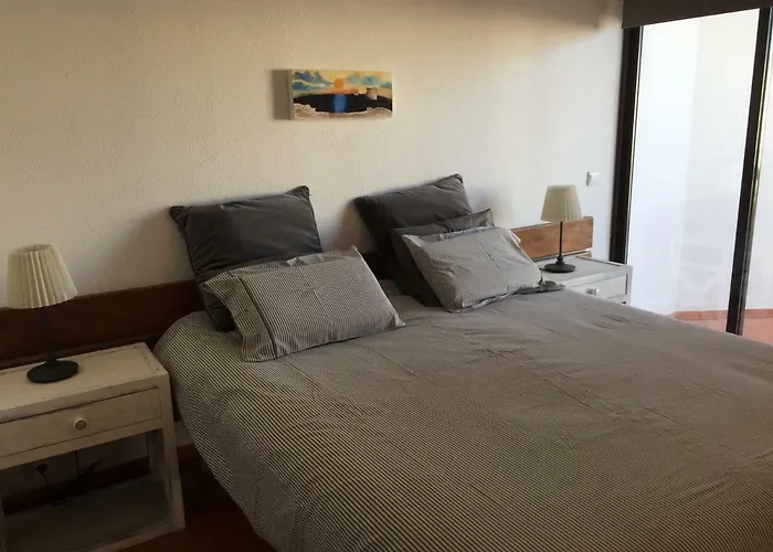 Charmosous Flat 阿尔布费拉