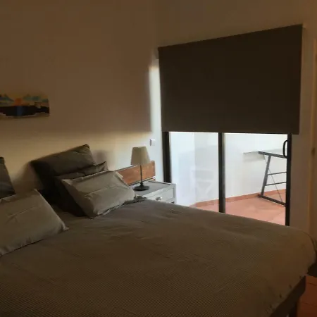 Charmosous Flat Διαμέρισμα Αλμπουφέιρα